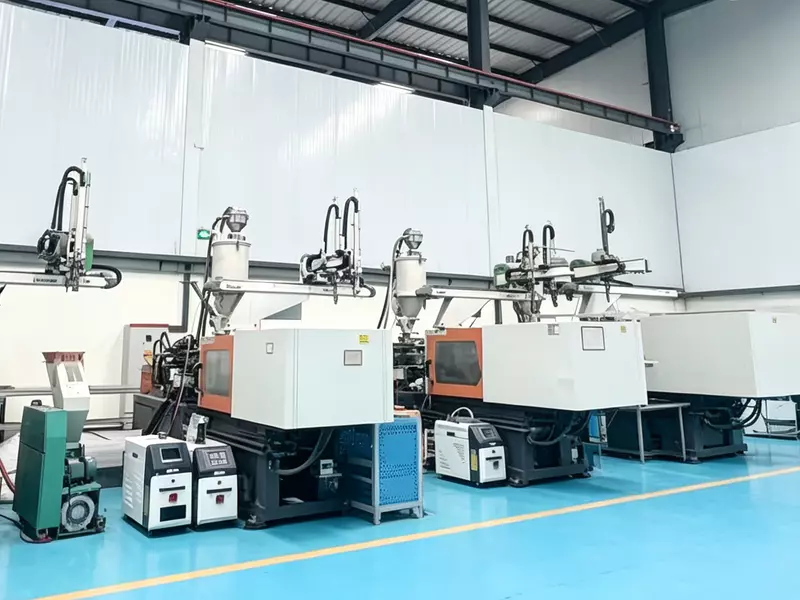 Plastic injection molding production area.webp
